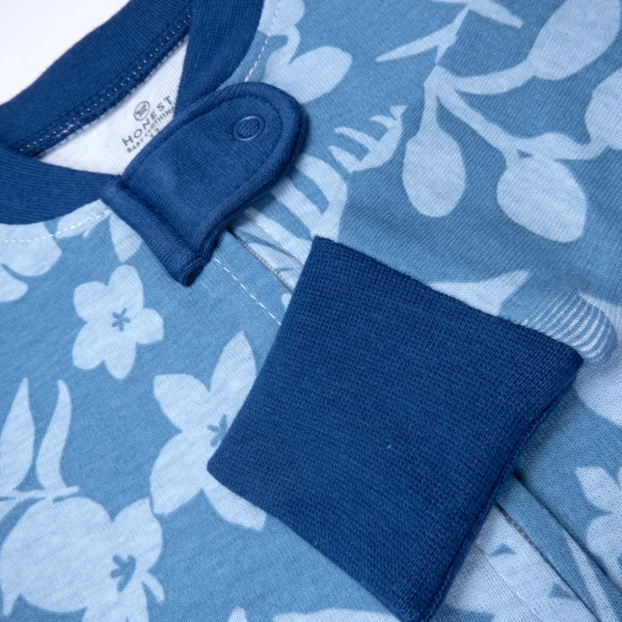 Organic Cotton Snug-Fit Footed Pajamas