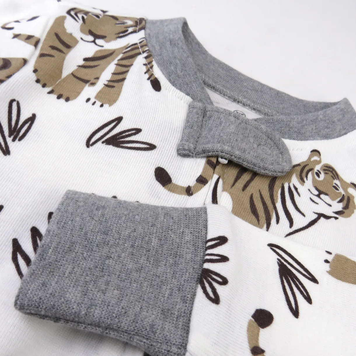 Organic Cotton Snug-Fit Footed Pajamas