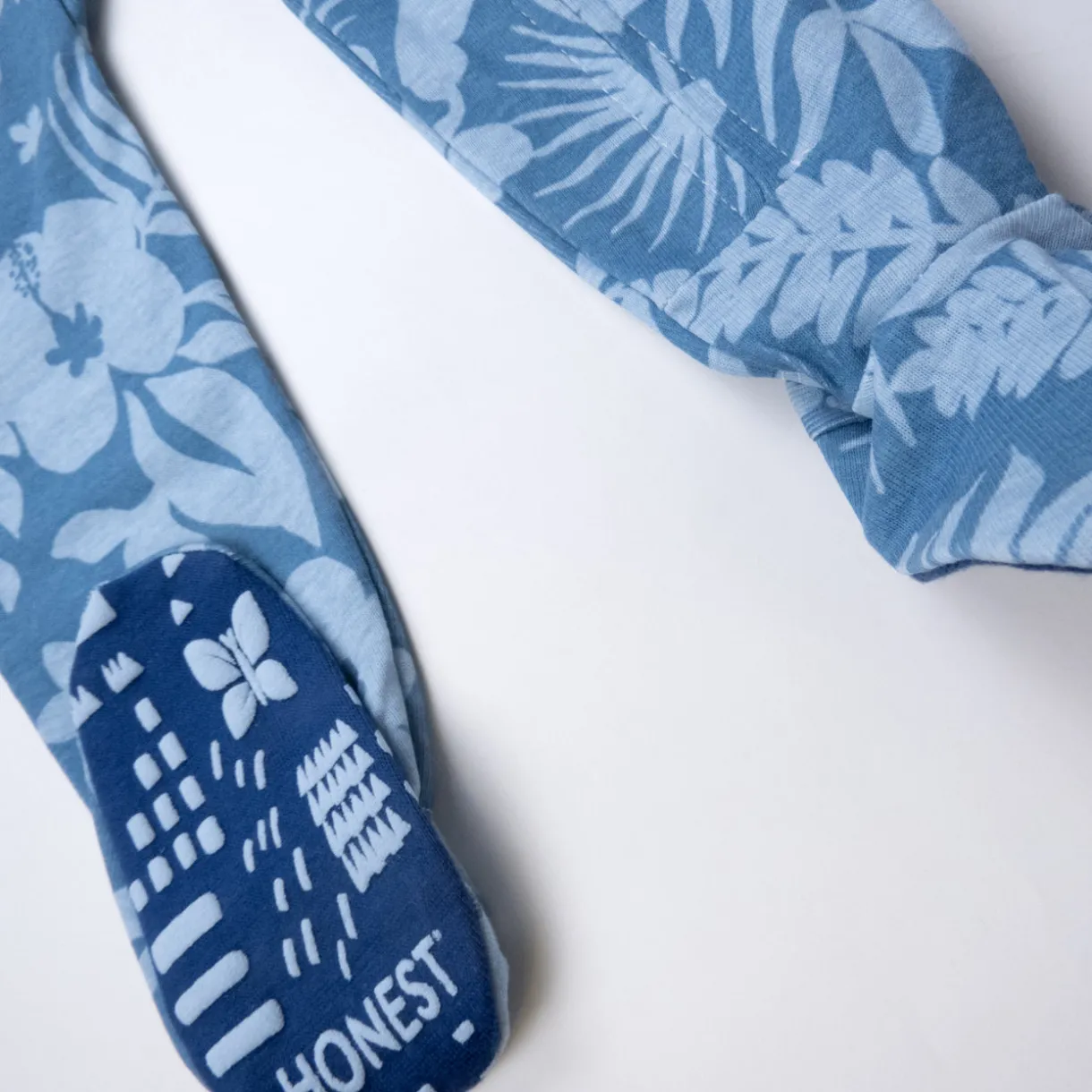 Organic Cotton Snug-Fit Footed Pajamas
