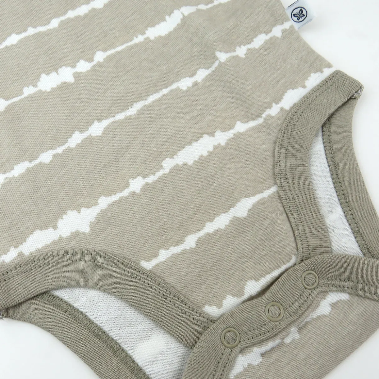 3-Pack Organic Cotton Long Sleeve Bodysuits